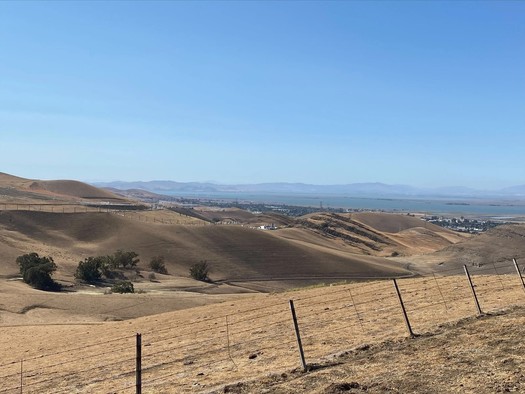 The gas-to-energy plant at the Keller Canyon landfill near Pittsburg, Calif., generates enough electricity to power nearly 2,200 homes. (Ameresco)