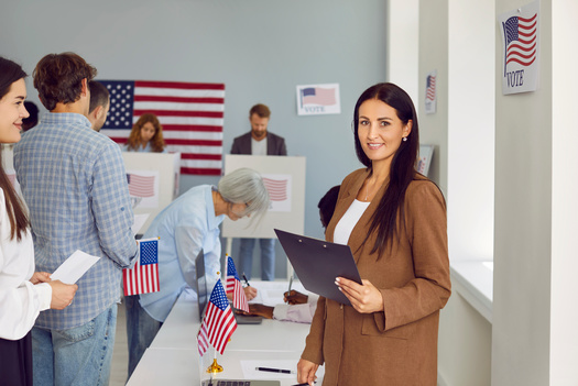 Los condados de todo el pas estn contratando personal para estar preparados para las elecciones presidenciales del 5 de noviembre. (Studio Romantic/Adobe Stock)