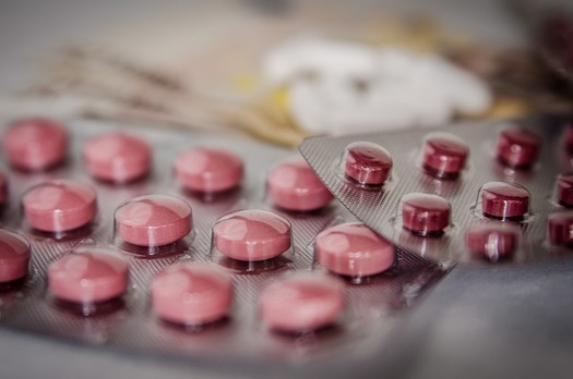 The 340B program was launched in 1992 when Congress empowered the Centers for Medicare & Medicaid Services to encourage pharmaceutical companies to reduce outpatient drug prices for hospitals serving low-income populations. (jarmoluk/Pixabay)