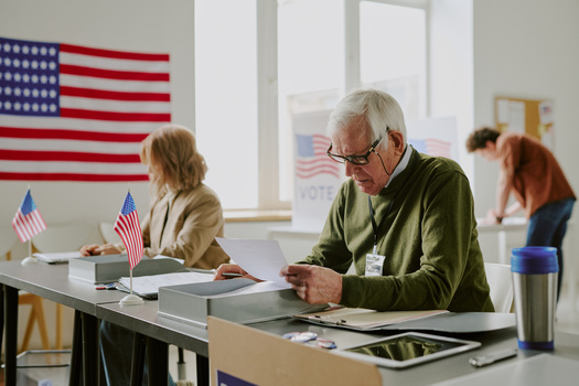 Nevada has seen an exodus of poll workers since 2020. (AnnaStills/Adobe Stock)