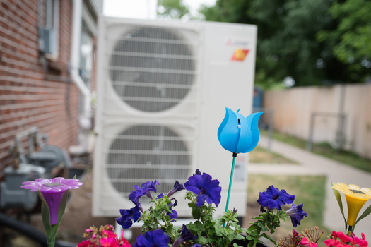 As Colorado experiences more extreme heat due to climate change, upgrading to efficient, all-electric appliances can reduce indoor air pollution and provide cooling for Denver's income-qualified residents. (Energy Outreach Colorado)