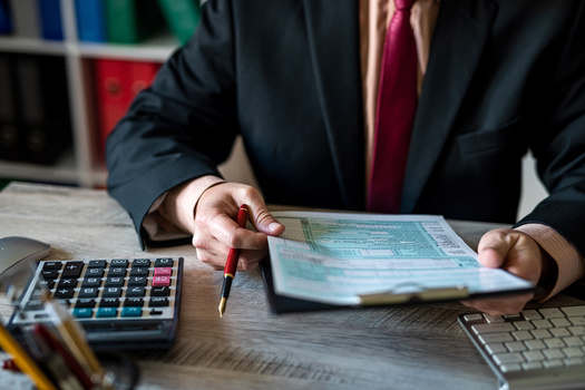 Right now, about seven percent of the federal workforce is under 30. (RomanR/Adobe Stock)