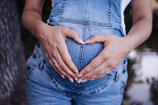 Feelings of postpartum depression are more intense and last longer than 