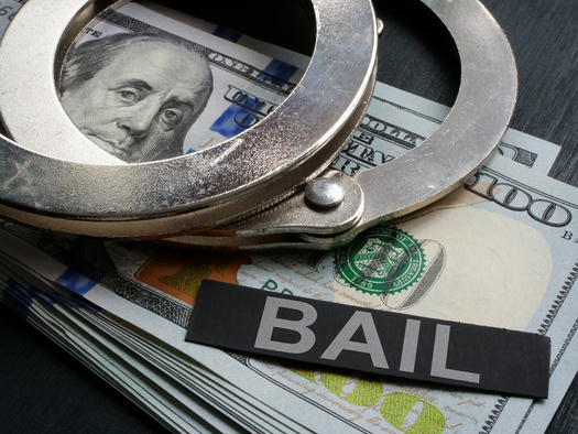 A report from the Brennan Center for Justice urges policymakers to invest in alternatives to cash bail and provide support for pretrial services, such as supervision programs, as well as increased access to mental health and substance abuse treatment. (Vitalii Vodolazskyi/Adobe Stock)