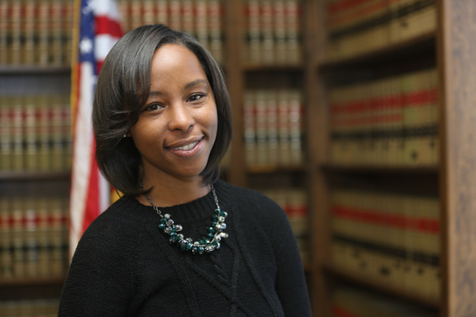 Some 43% of of municipal officeholders are women in Oregon, compared to 32% nationwide. (Dog Paw Productions/Adobe Stock) 