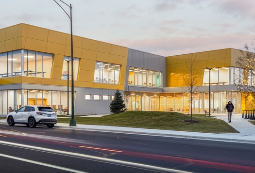 The Esperanza Health Centers' Brighton Park expansion allows the federally qualified health center to serve an additional 23,000 patients on Chicago's South Side. (Creative Commons)