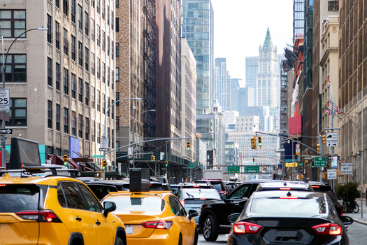 More than 700,000 vehicles enter the Manhattan Central Business District daily. (Adobe Stock)
