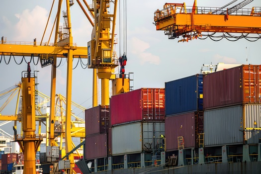 The Illinois International Port District's top imports are sand and gravel, petroleum and metal products. (Adobe Stock)