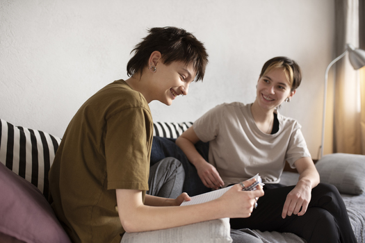 The Annie E. Casey Foundation says in tracking programs that prepare older foster-care kids for adulthood, states inconsistently document participation, which can complicate efforts to ensure they're getting the services they need. (Freepik)