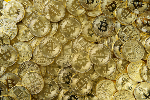 Consumer advocates say cryptocurrency, like Bitcoin, is less regulated and harder to recover in a scam situation. They say that's why holiday shoppers should steer clear of it if asked to convert their payment to crypto. (Freepik)
