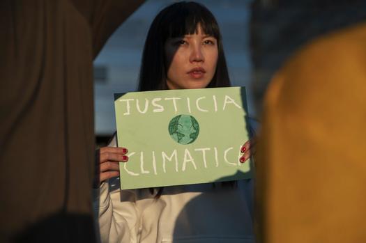 The EPA's Thriving Communities Grantmaking Program focuses on environmental justice issues in disadvantaged communities. The money has been hailed by advocates as one of the most important federal investments ever made in closing the nation's long-standing socioeconomic and racial gaps. But changes in leadership in the White House threaten these funds. (Freepik)