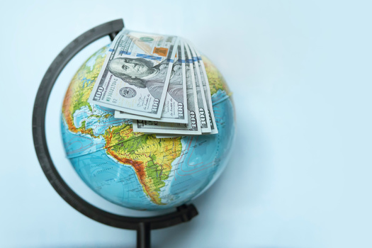 According to the Arkansas Department of Finance, the short-term outlook for the Arkansas economy indicates stable and moderate growth for total personal income from fiscal year 2024 to fiscal year 2025. (diy13/Adobe Stock)