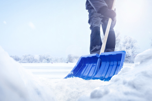 Even in healthy individuals, the American Heart Association said cold weather can constrict arteries, make blood clot more easily and increase heart rate and blood pressure. (Adobe Stock)
