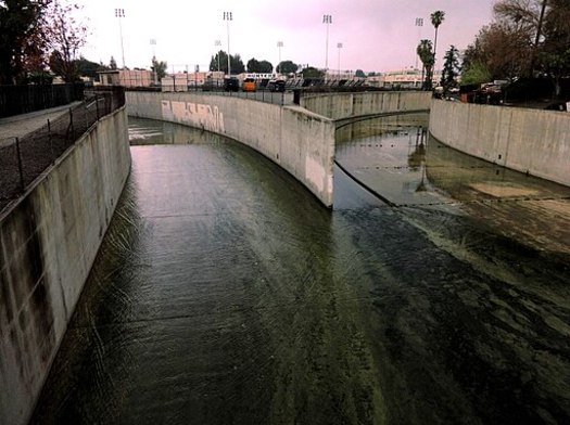 Water districts in Los Angeles are working to reduce the region's reliance on water imported from Northern California by recycling more wastewater and encouraging greater conservation. (Craig Dietrick/Wikimedia Commons)