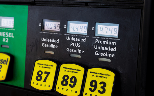 Researchers at Yale University recently forecast under an escalated trade led by the Trump administration, Americans could see their annual purchasing power go down, with losses ranging between $1,900 to $7,600 per household. (Adobe Stock)