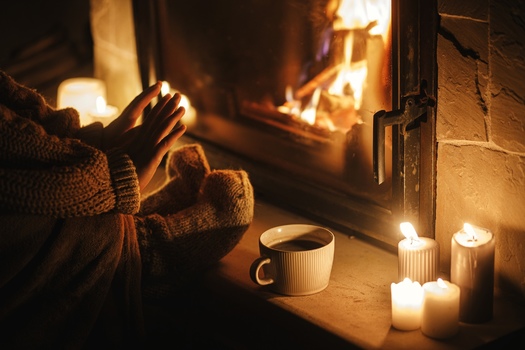 Health experts say the Scandinavian concept of Hygge, the art of cozy winter living, is one way to beat the winter blues. (Adobe Stock)