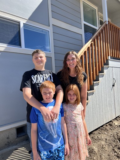 Miranda Johnson and her family received the keys to their new home, thanks in part to the Homeownership Development Incubator Program. (McMinnville Area Habitat for Humanity)