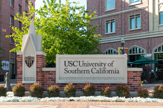 La Universidad del Sur de California recientemente elimin muchas referencias a 'DEI' de su sitio web y envi un correo electrnico a todo el campus diciendo que su Oficina de Inclusin y Diversidad ya no sera una entidad independiente. (Hanson/Adobe Stock)