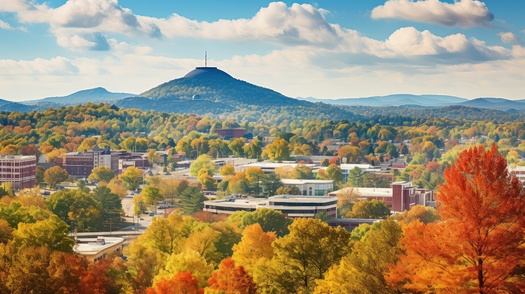 La Autoridad del Valle de Tennessee proporciona suministro el�ctrico confiable al sitio de enriquecimiento del Proyecto Ike de Orano USA en Oak Ridge. (PikePicture/Adobe Stock)