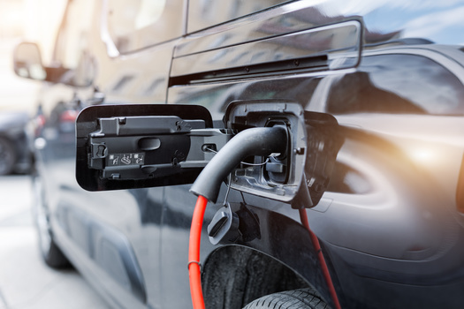The Clean Fuel Tax Credit can increase up to $1 per gallon if producers meet wage and apprenticeship requirements. (Kirill Gorlov/Adobe Stock)