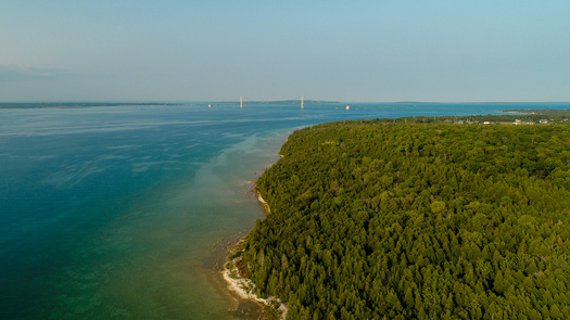 At the Straits of Mackinac, Line 5 splits into two 20-inch pipelines, running along the lake bed for about 4.5 miles, connecting Lake Michigan and Lake Huron. (CoastalSkyCaptures/Adobe Stock)