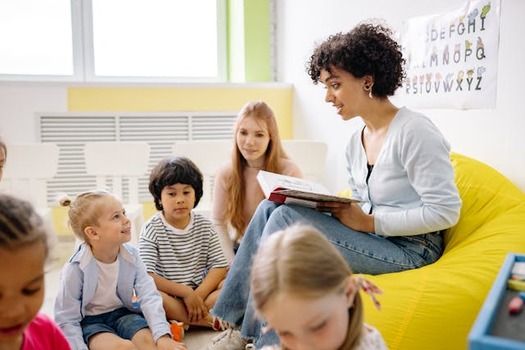 Mississippi rose from last to 21st in national reading scores since 2013, while serving one of America's highest-poverty student populations, marking the nation's fastest improvement on NAEP assessments. (Yan Krukau/Pexels)