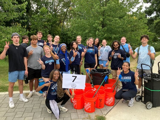 Cobbs Creek Ambassadors help clean up the creek in Philadelphia. Keep Pennsylvania Beautiful involves students in programs promoting community pride and environmental education. (Keep Pennsylvania Beautiful)