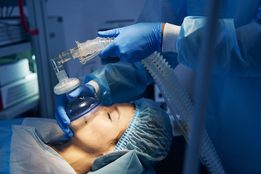 Certified Anesthesiologist Assistants are authorized to work in 22 states, but not in Tennessee.(Svitlana/Adobe Stock)