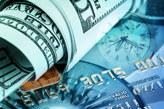 The Bureau of Labor Statistics reports that between 2022-23, Detroit-area households spent $6,000 or 67% of their household budget on groceries and nearly $3,000 or 33% on eating out. (Adobe Stock)
