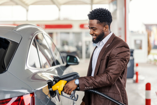Survey: Gasoline burden highest among Black and Latino drivers in PA