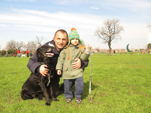 PHOTO: A family-style New Year's resolution: Spend some outdoor time every day. Walking the dog is a great option. Photo from Wikipedia, courtesy Alessandro Zangrilli.