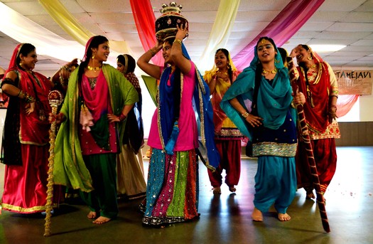 PHOTO: Participants in the 2013 Tamejavi Culture and Art Series show the unique diversity of Central California. Photo credit: Eduardo Stanley.
