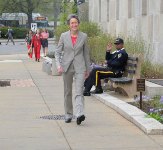 PHOTO: Interior Secretary Sally Jewell arrives at the Department of the Interior. Photo by Tami A. Heilemann, Office of Communications, Department of the Interior.