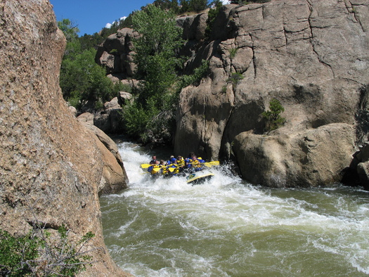 Photo: Rafting on Arkansas River in Browns Canyon. Courtesy: www.raftthebest.com