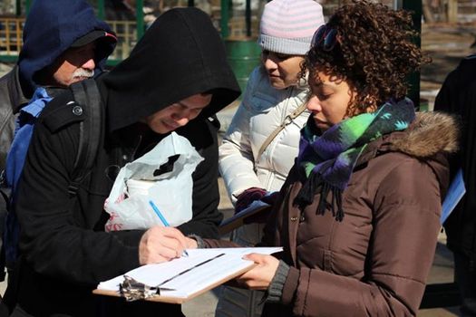 Photo of organizer Anna Chireno in 2012 registration drive. Photo credit: LICET