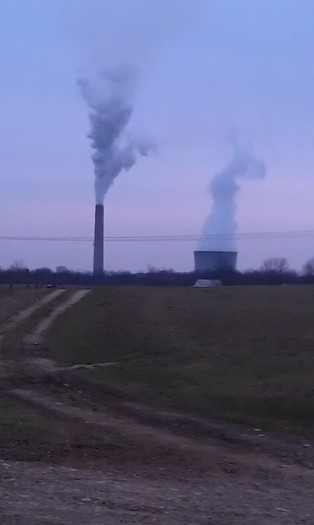 PHOTO:  Conservationists call a circuit judge's decision on a waste water discharge permit for this coal-fired power plant in Trimble County a victory for clean water in Kentucky.  Photo courtesy of the Sierra Club.
