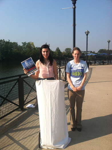 PHOTO: Ohio is among the dirtiest states when it comes to global warming pollution from power plants, coming in second in the U.S. in new research. Photo: Vivian Daly, Environment Ohio and Michelle Hesterberg, Environment America, announce the findings. Photo credit: Philip Beardsley-Schoonmaker.