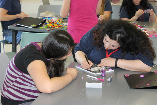 PHOTO: At the Coffee Creek Correctional Facility, girls visit an incarcerated parent twice a month as part of 