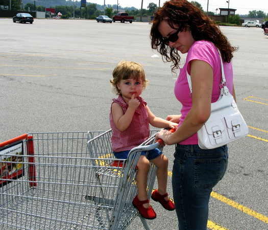 PHOTO: A new study from Nationwide Childrens Hospital shows that shopping cart safety needs a closer look. Photo courtesy of morguefile.com
