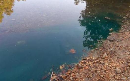 PHOTO: Do you know what's in the water? According to a new report, millions of pounds of toxic chemicals were dumped into Missouri waterways in 2012. CREDIT: Environment Missouri.