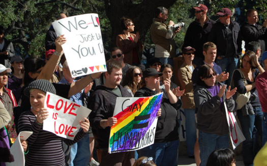 Foto: La Suprema Corte de los EE. UU. escuchar el mes prximo los argumentos sobre la constitucionalidad de la prohibicin del estado a los matrimonios del mismo sexo, tal como est actualmente en Texas. Crdito de la foto: us006409/Flickrl.