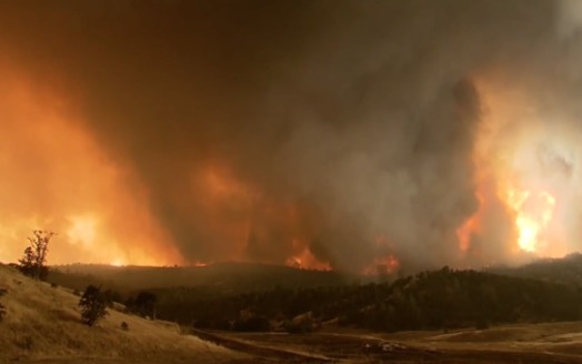 Amidst this summer's devastating wildfires in Washington, a team of attorneys is offering legal assistance free of charge. Credit: U.S. Interior Department