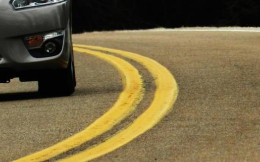 The Tennessee state Supreme Court is taking up the question of when police have the right to pull a motorist over for a lane line violation. Credit: Pippalou/Morguefile.