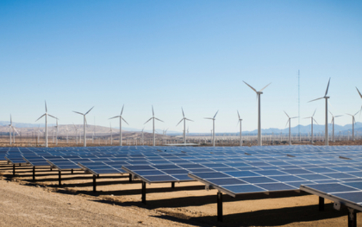 California added 1,200 new clean energy jobs, mostly in solar, wind and manufacturing, making it third in the nation for green job growth. Credit: adamkaz/iStockphoto.com.