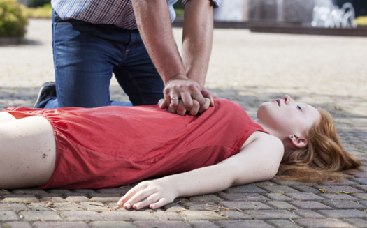 Bystander CPR can double or even triple the odds of survival for a cardiac arrest victim. Credit: Katarzyna Bialasiewicz.