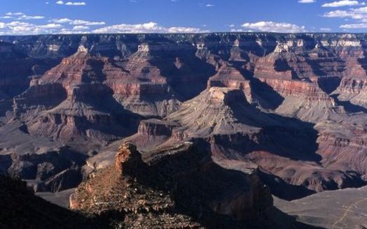 A new poll says a broad cross-section of Arizona voters backs the proposal for a Greater Grand Canyon Heritage National Monument. (Wikimedia Commons)