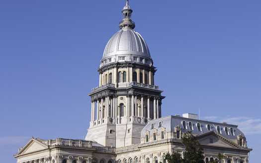 As Gov. Bruce Rauner is set to give his second budget address, a watchdog says the state budget is on autopilot. (iStockphoto)