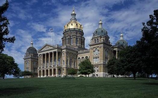 The Iowa Legislature could adjourn within the next few weeks, close to the April 19 target. (Library of Congress)