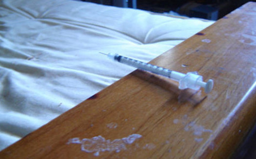 Heroin addiction and consequent overdoses are on the rise in North Carolina and attributed in part to the reduced availability of black market pain medication. (L./Flickr)
