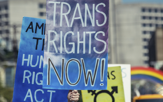 An Illinois civil rights group is praising state lawmakers for advancing a bill to make birth certificate changes easier for transgender people. (iStockphoto)